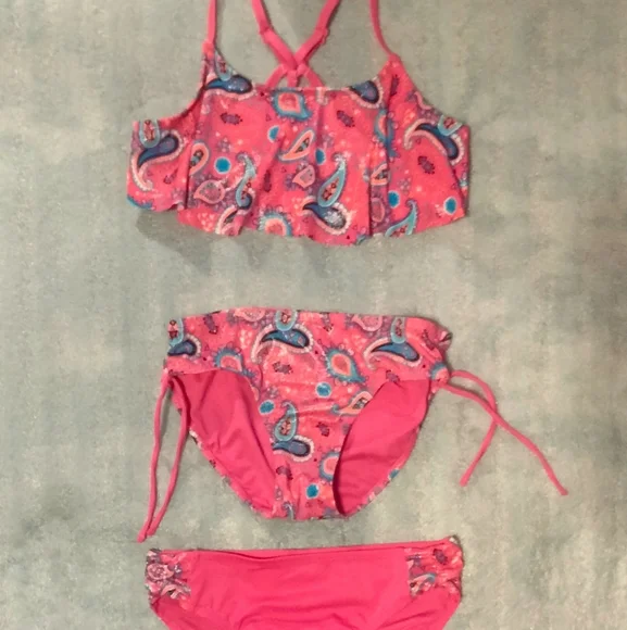 Justice 3 PC swim suit - Picture 2 of 3